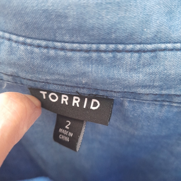 Torrid Button DownShirt - Picture 2 of 9